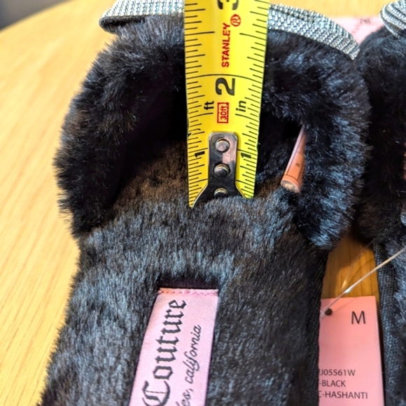 BNWT Juicy Couture Womens (6.5/7.5) Furry Slide-In Slippers With Bow And Crown - Picture 8 of 9